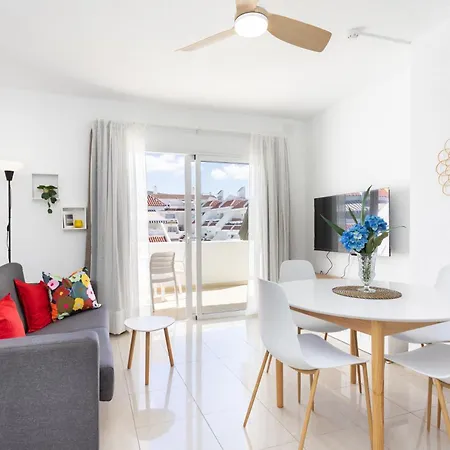 Home2book Sunny Poolside In Floritas 아로나