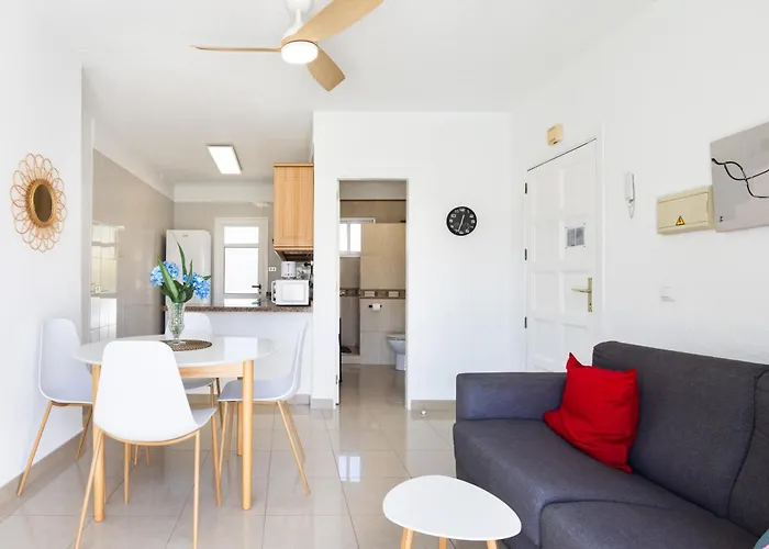 Home2book Sunny Poolside In Floritas *