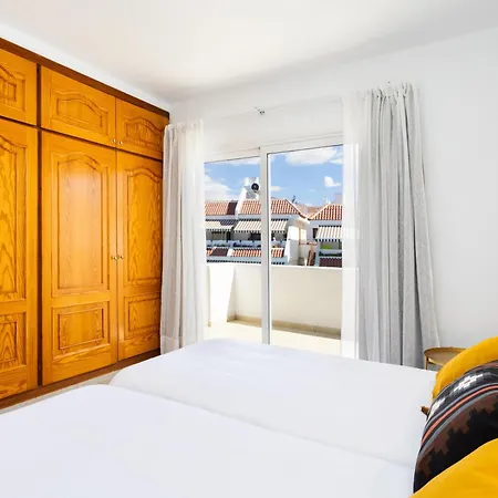 Апартаменты Home2book Sunny Poolside In Floritas