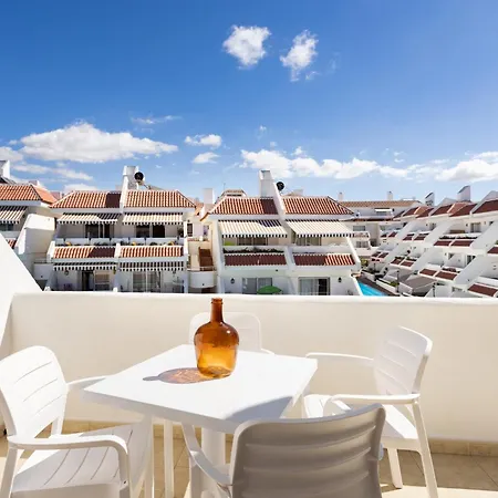 Home2book Sunny Poolside In Floritas