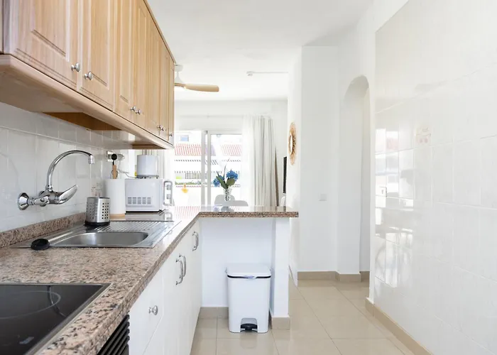 Home2book Sunny Poolside In Floritas * ארונה